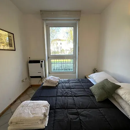 Casa Mirandola Al Borghetto Lägenhet